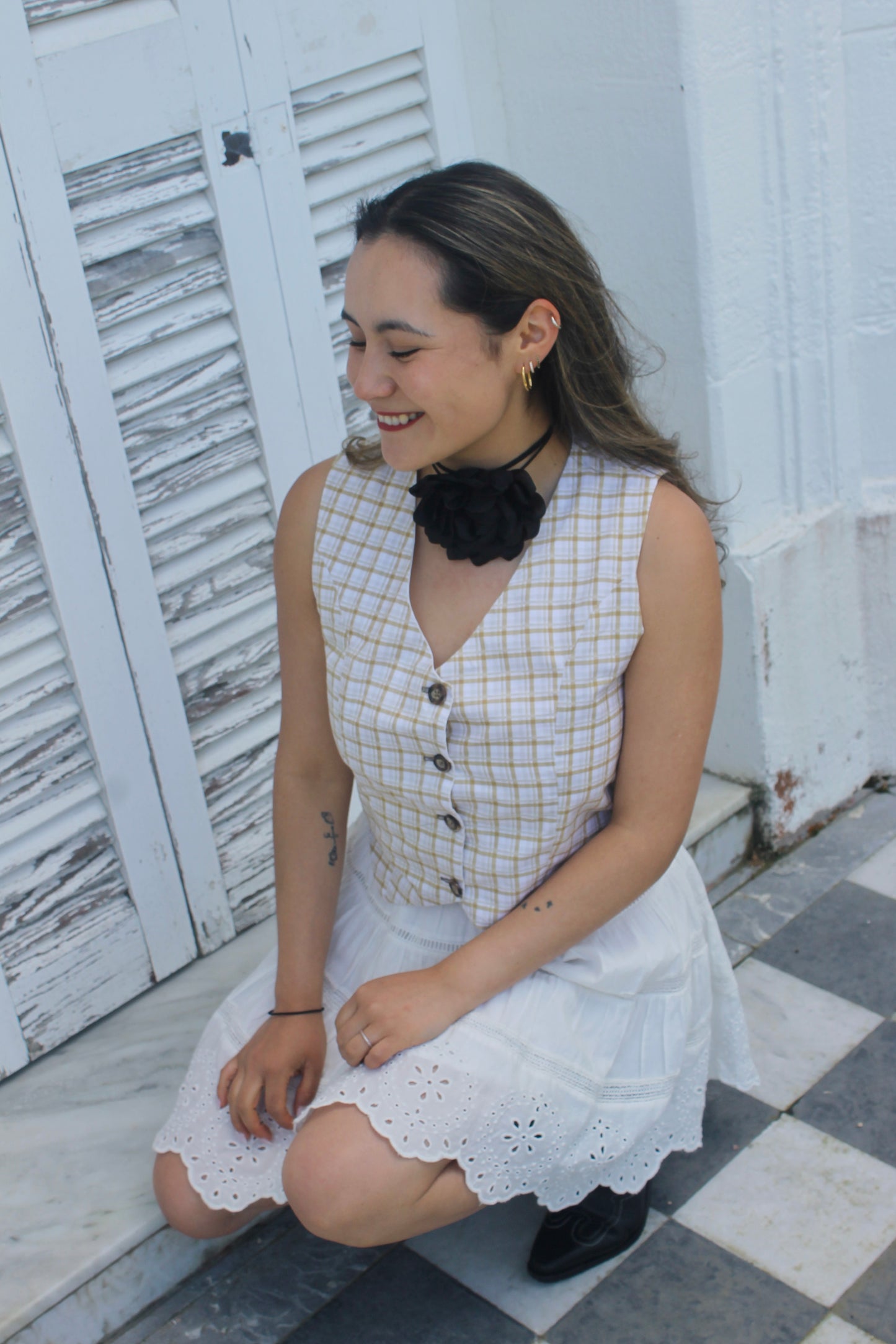 élysée mustard vest
