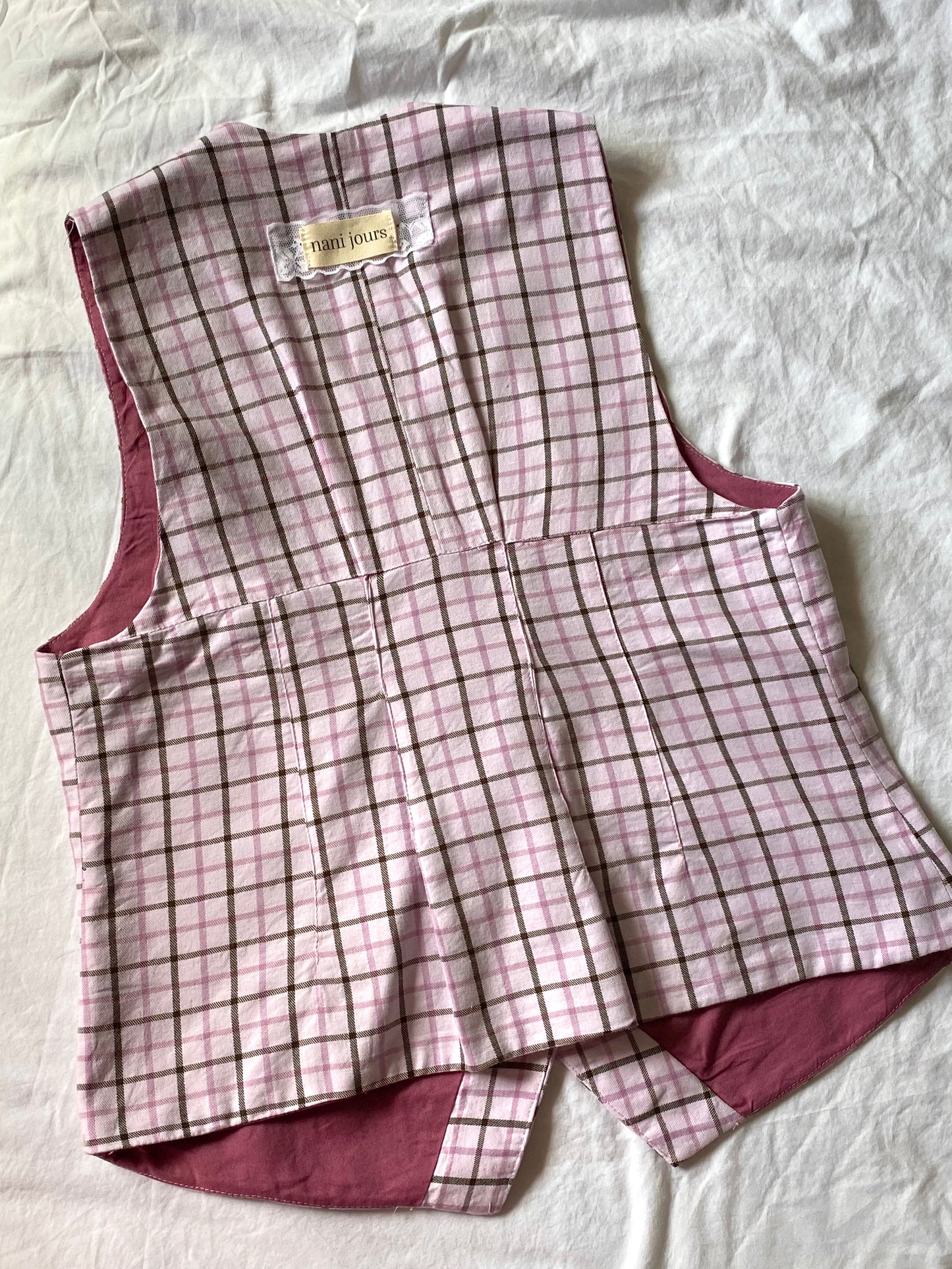 élysée pink vest