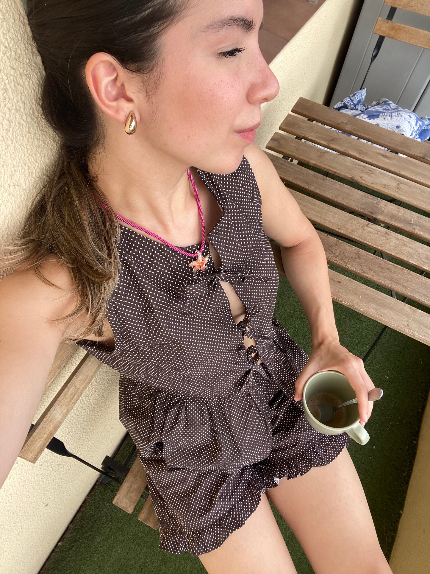 lily brown top