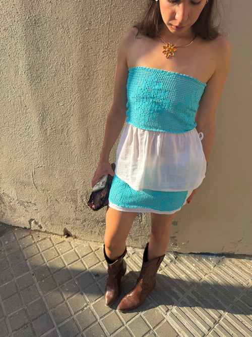aqua top