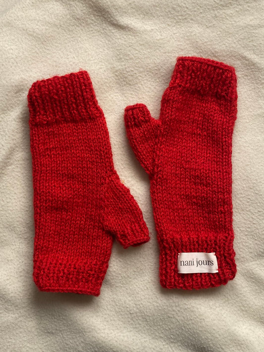 red mittens