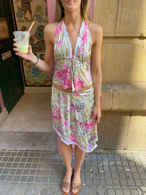 flores skirt