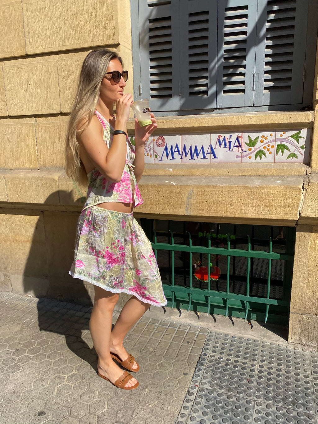 flores skirt