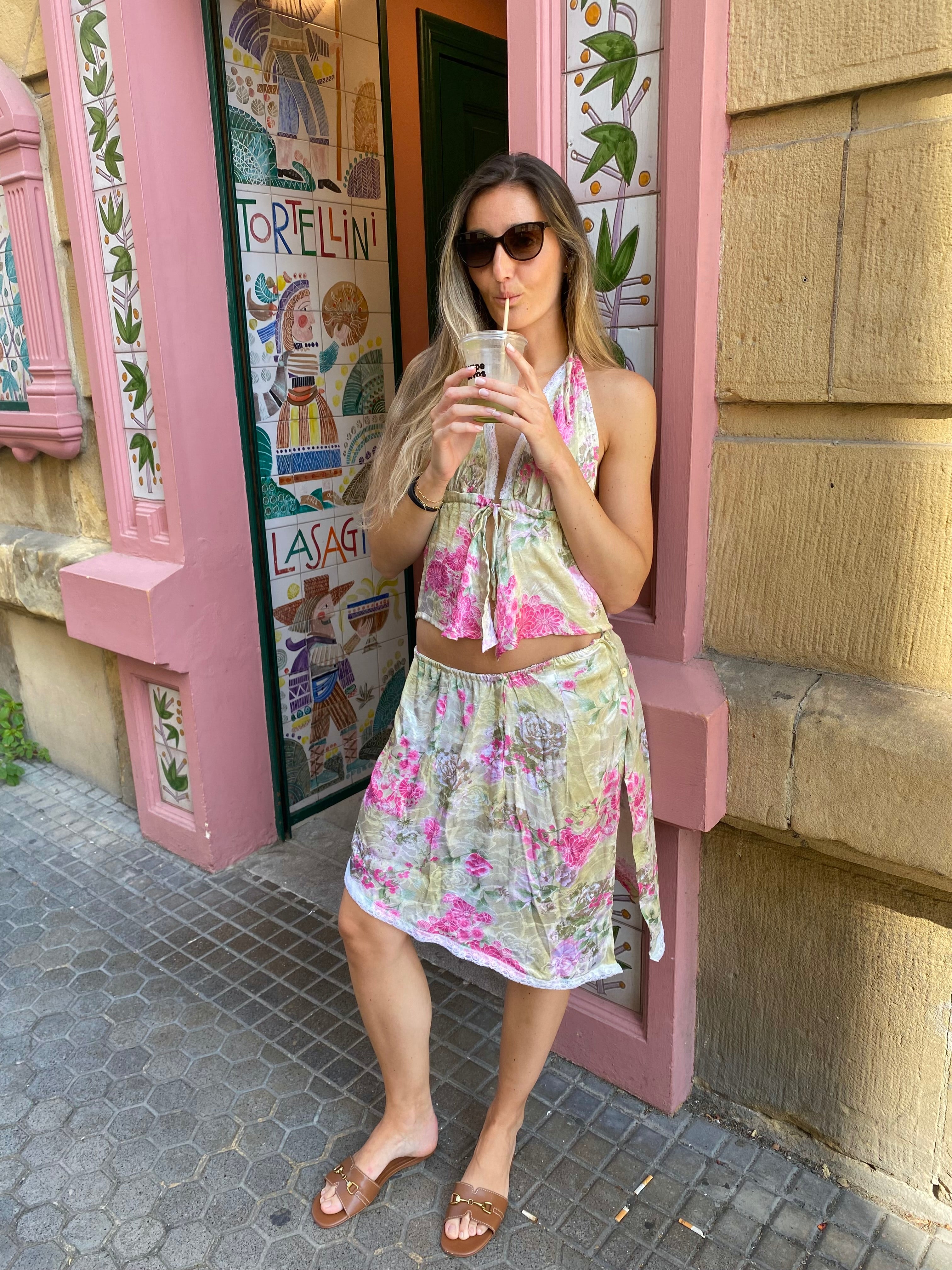 flores skirt