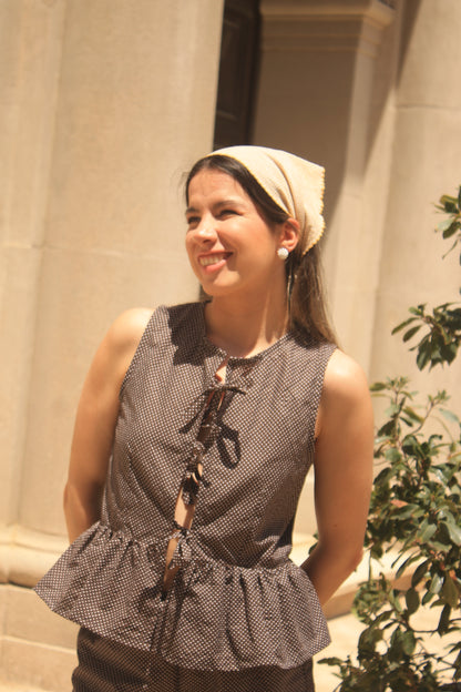 lily brown top