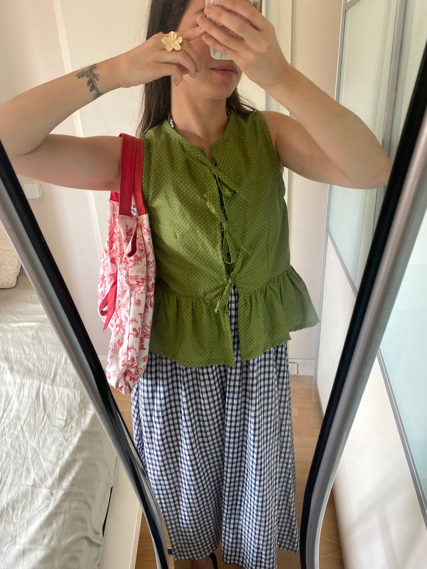 lily green top